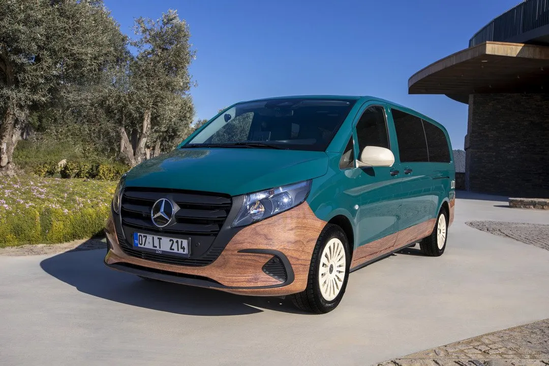 Premium Mercedes Vito - Daily Rental with Driver